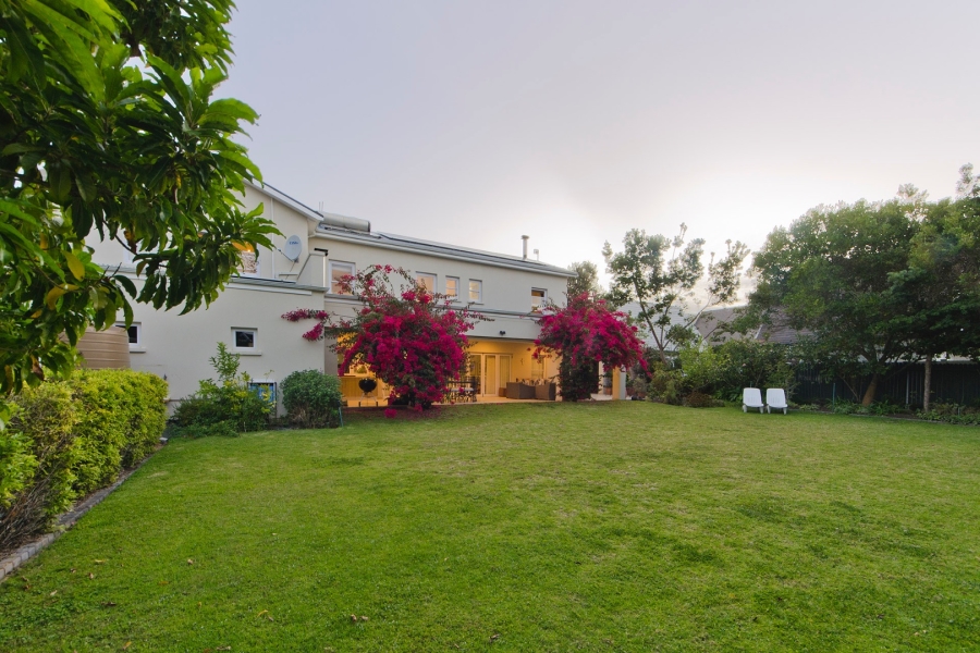 4 Bedroom Property for Sale in Leisure Isle Western Cape